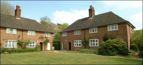 40s Hill Top